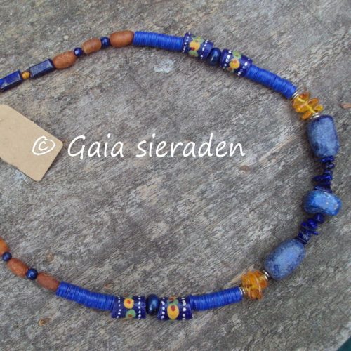 Etnische ketting Ndoto Lapis en Barnsteen