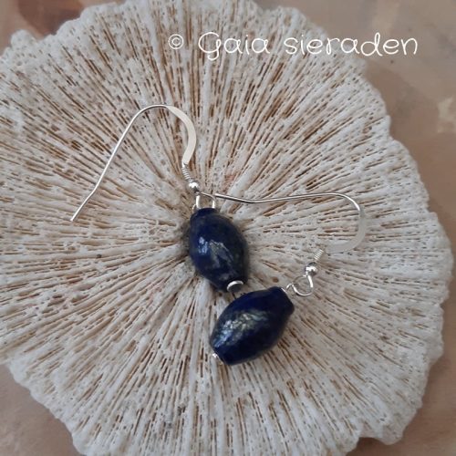 lapis lazuli oorbellen tonnetje