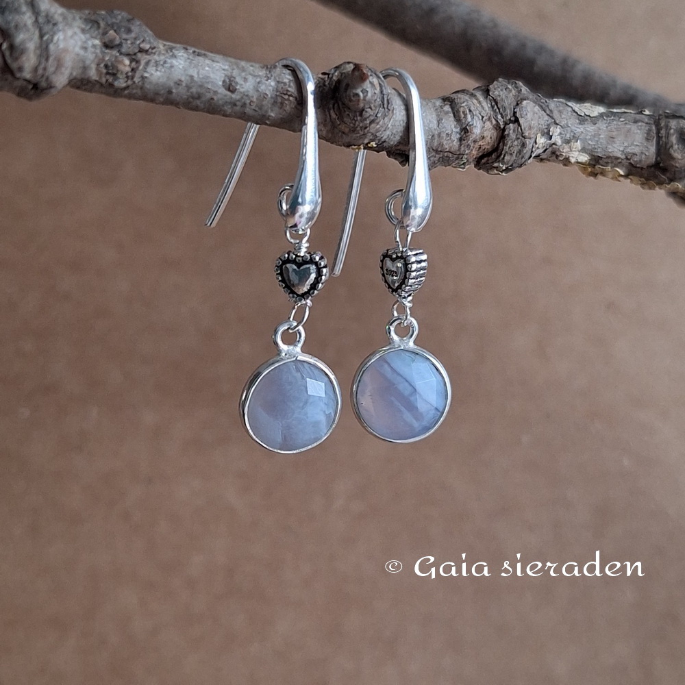 Chalcedoon oorbellen briolette