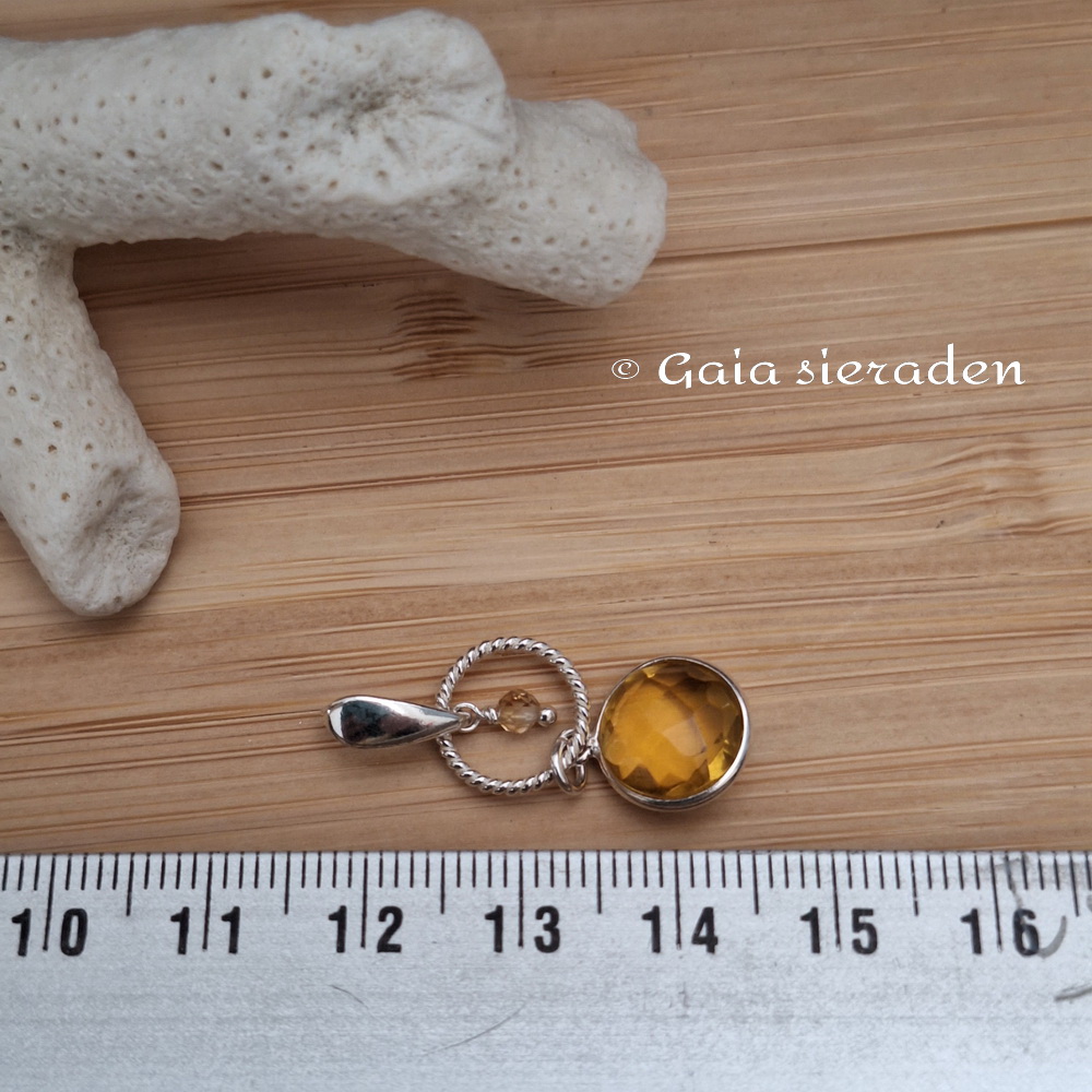 Citrien hanger briolette ring