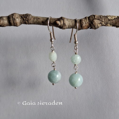 2 2368 oor Aquamarijn 2 bol 1