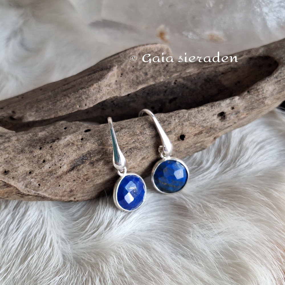 Lapis Lazuli briolette oorbellen