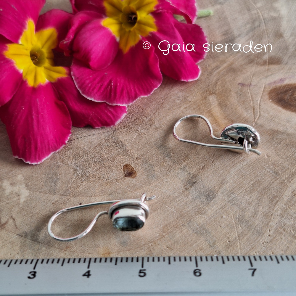 Topaas zilveren oorhaakjes