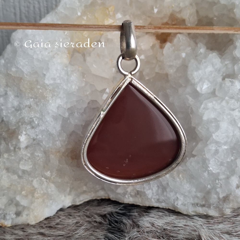 Zilveren hanger Carneool