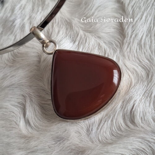 Zilveren hanger Carneool