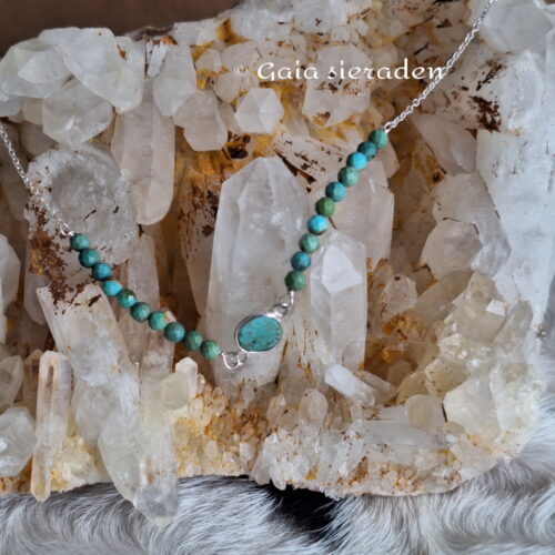 Zilveren kettinkje met Turkoois