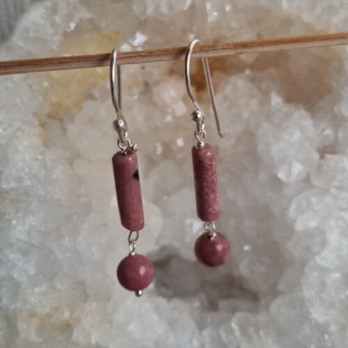 Rhodoniet oorbellen staafje