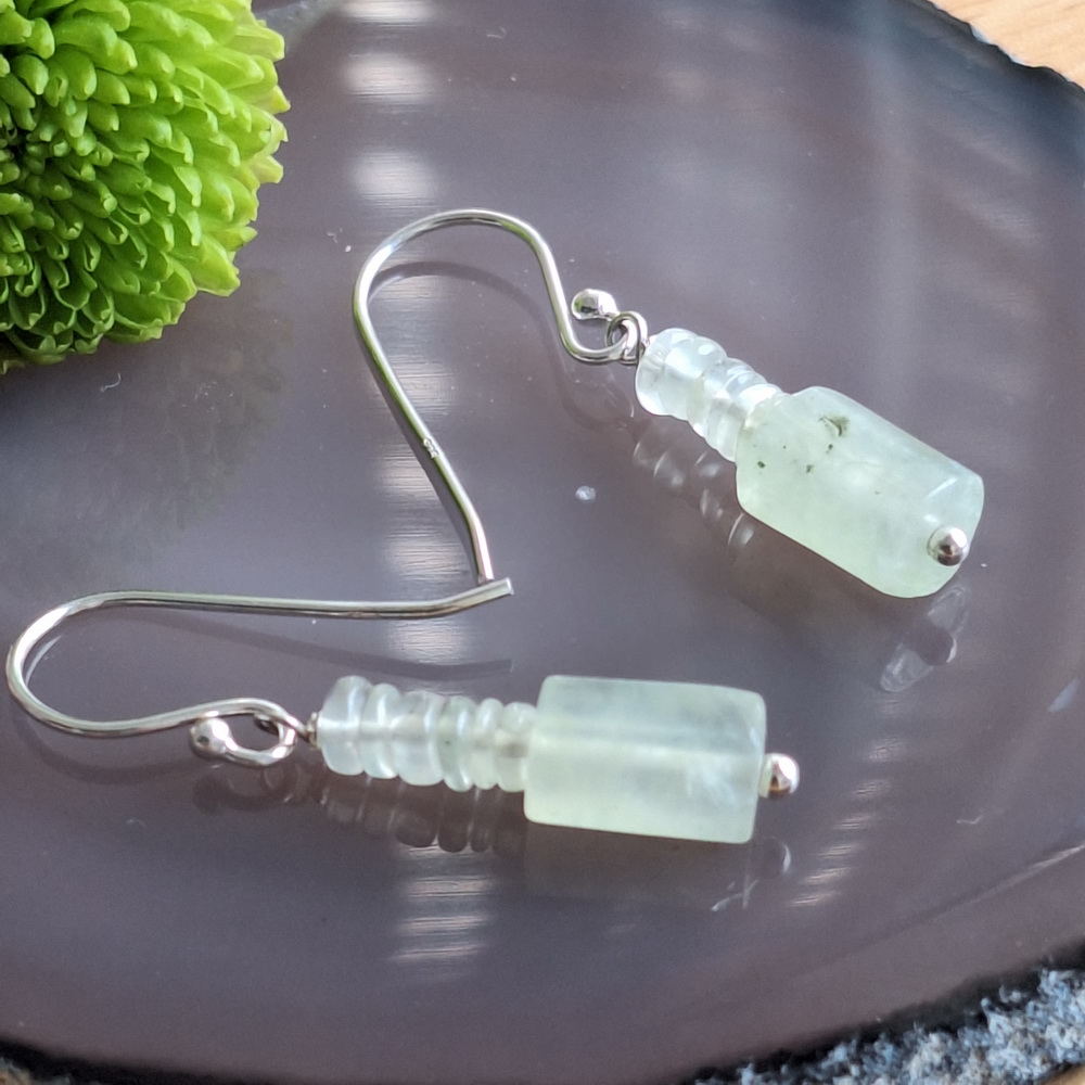 Oorbellen Prehniet staafje