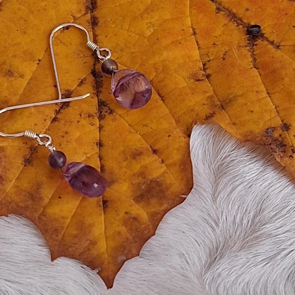 Fluoriet oorbellen popje