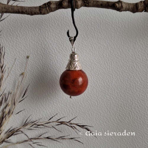 Zilveren hanger Sponskoraal bol