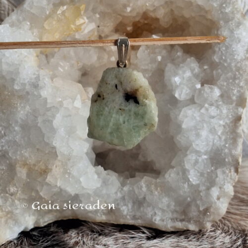 Aquamarijn hanger plak B