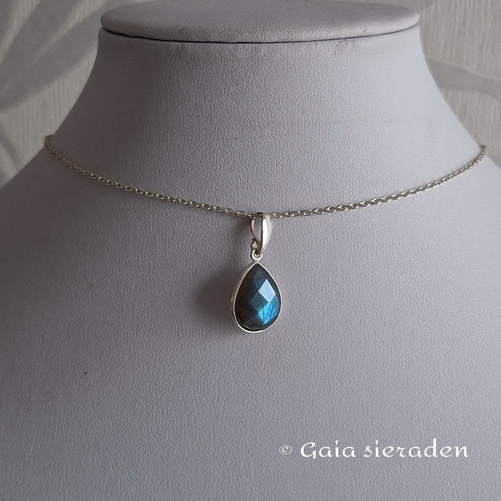 Labradoriet hanger briolette druppel