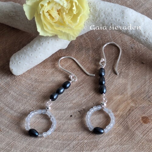 Aquamarijn en Parel hoops