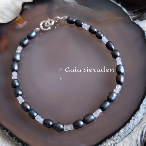 Aquamarijn en Parel armband