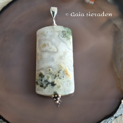 Agaat hanger mos chalcedoon