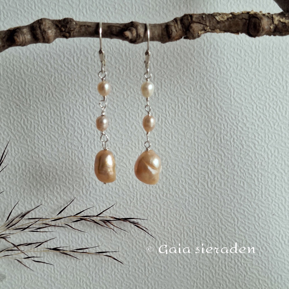 Oorbellen Parel geketteld brisuur