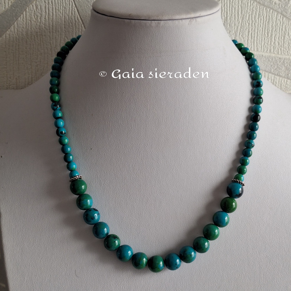 Chrysocolla ketting met zilveren spacers