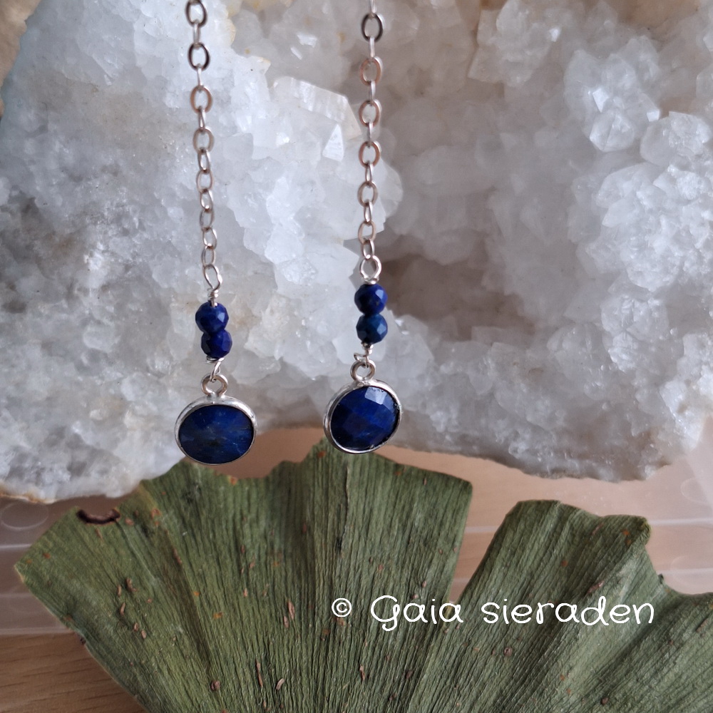 Lapis Lazuli briolette lange oorbellen