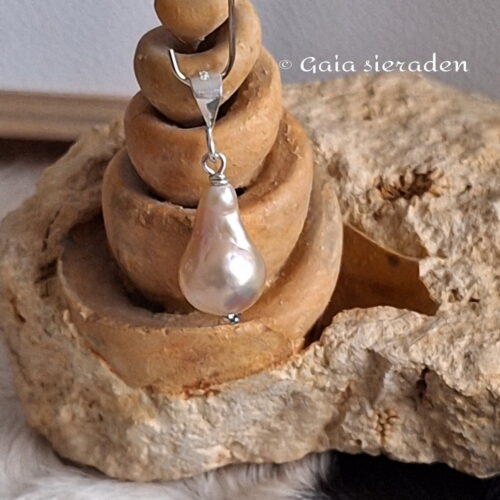 Parelhanger zalm druppel