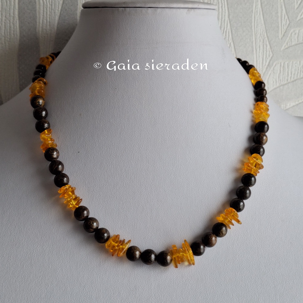 Ketting Bronziet met Barnsteen