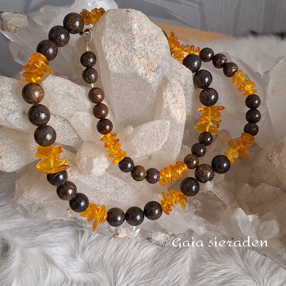 Ketting Bronziet met Barnsteen