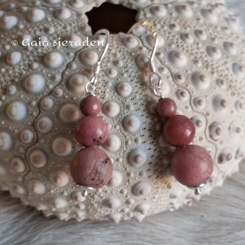 Rhodoniet oorbellen trio