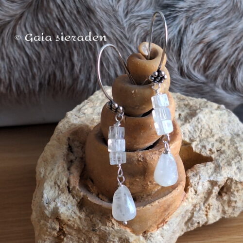 Maansteen zilveren oorbellen Diana