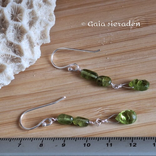 Peridoot oorbellen Ivy
