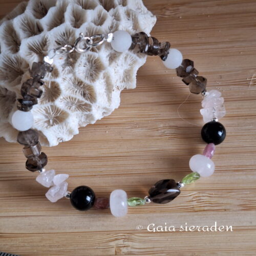 Burn-out edelsteen armband