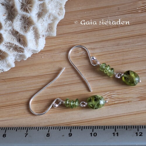 Peridoot oorbellen Fern