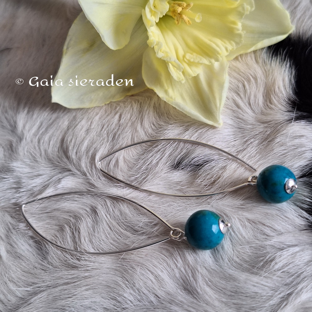 Chrysocolla oorhaak Bol