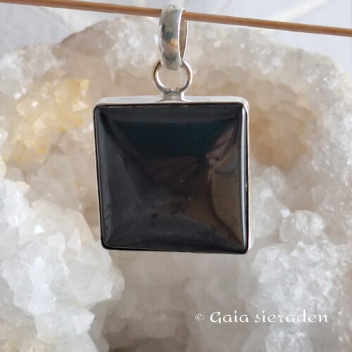 Shungiet zilveren hanger vierkant