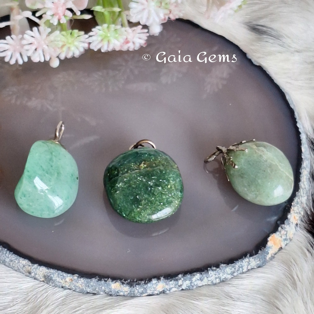 Aventurijn edelsteen hangertje