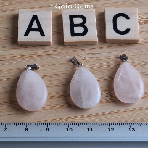 Rozekwarts edelsteen hangertje