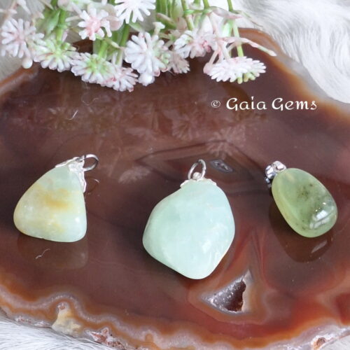 Prehniet edelsteen hanger