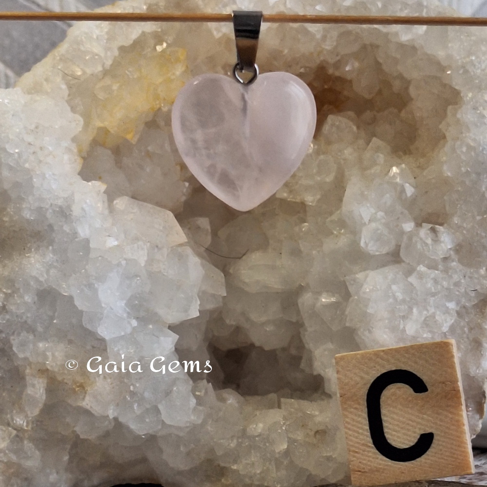 Rozekwarts hartje edelsteen hangertje