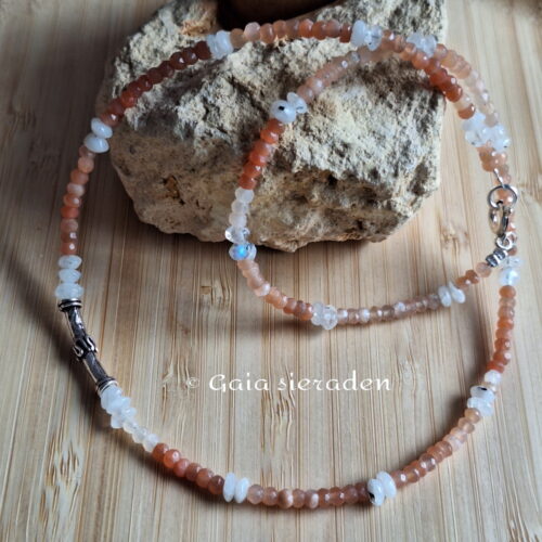 Maansteen ketting facet mini