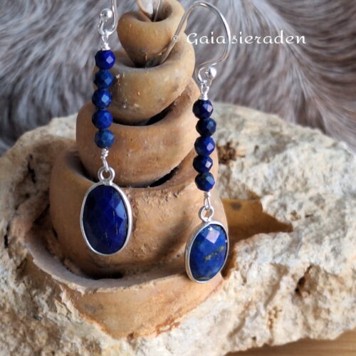 Lapis Lazuli oorbellen Livia