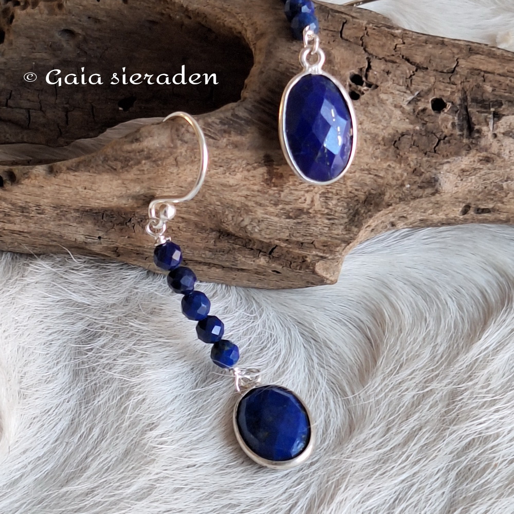 Lapis Lazuli oorbellen Livia