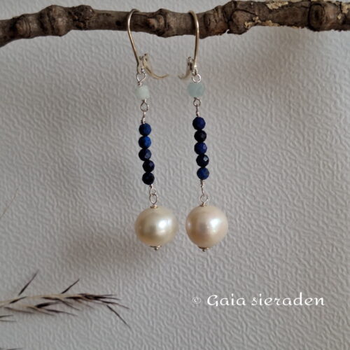 Lapis Lazuli en Parel oorbellen Hera