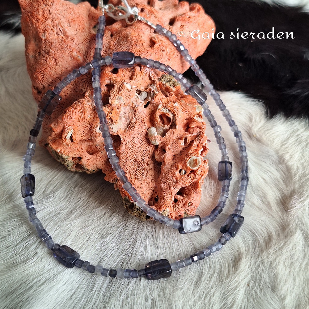 Ioliet ketting Ceres