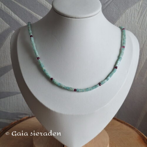 Amazoniet en Robijn ketting