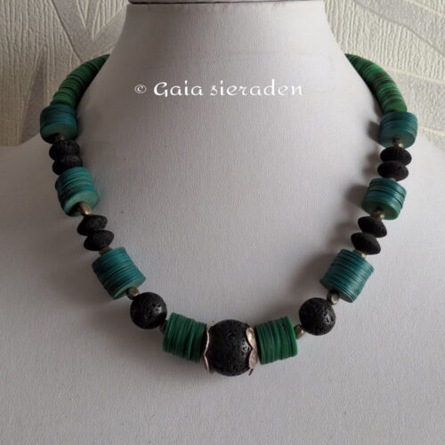 Etnische ketting Lavasteen en Pyriet