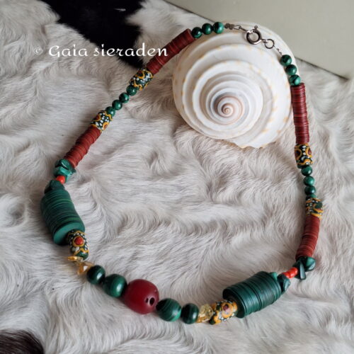 Etnische ketting Rookie